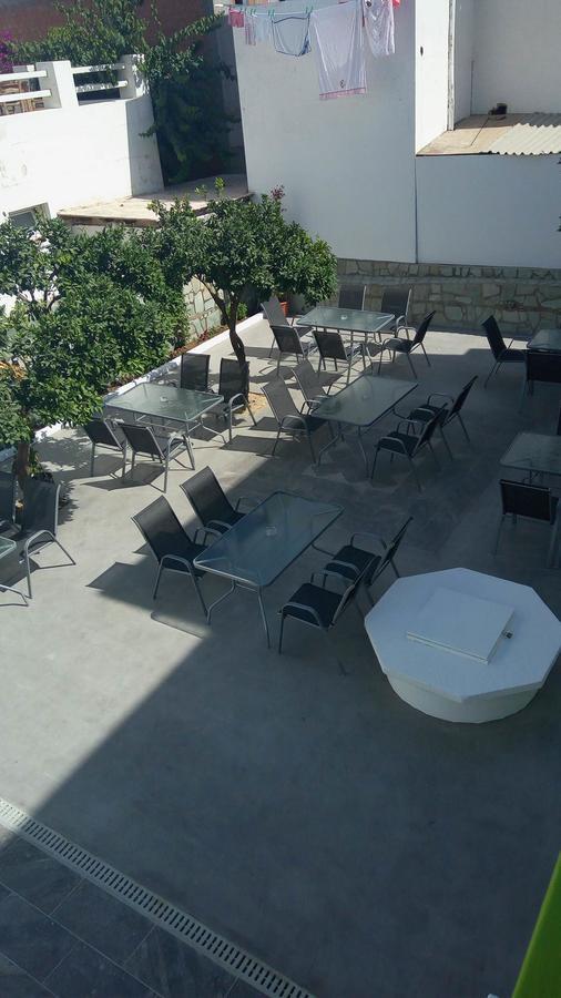 Siren Rooms&Apartments Paros Exterior foto